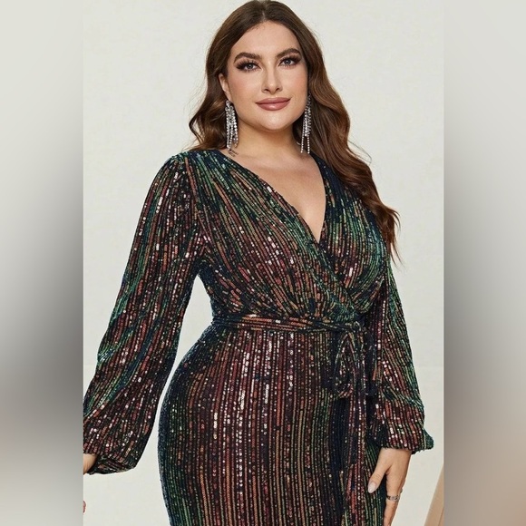 Faeriesty NWOT 3XL Multicolor Sequin Wrap Dress - Picture 1 of 7